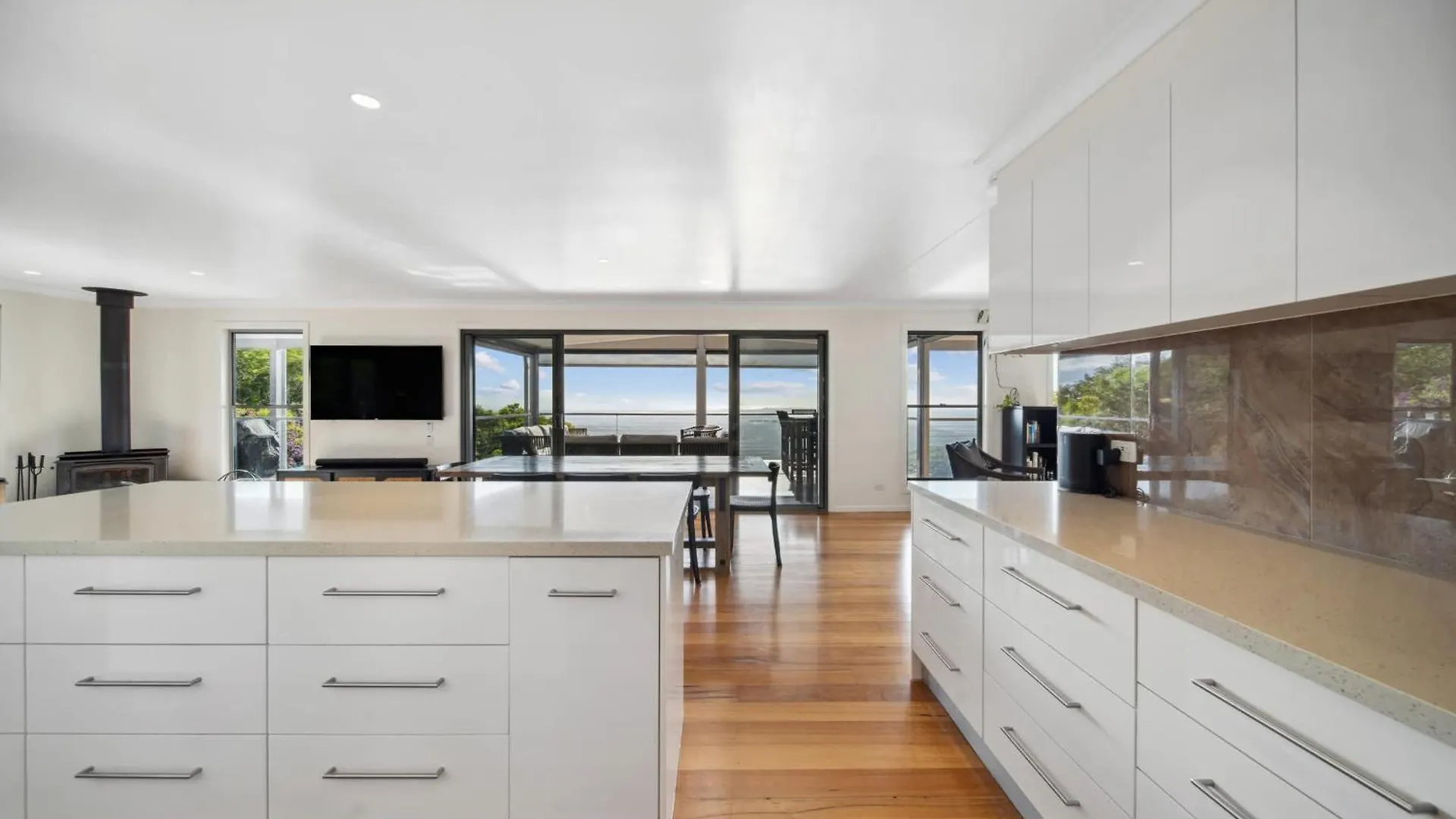 Flaxton Garden Home With Spectacular Coastal Views Montville Ferienhaus